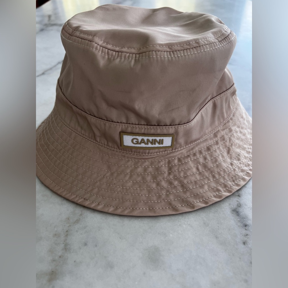 GANNI Tan Bucket Hat